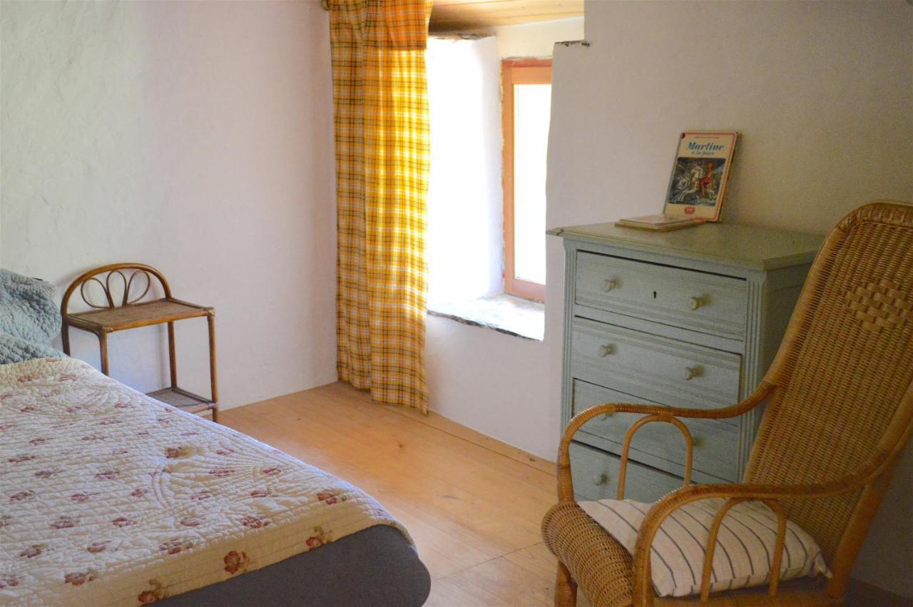 La Calade De Craysoules Villa Bassurels Bagian luar foto